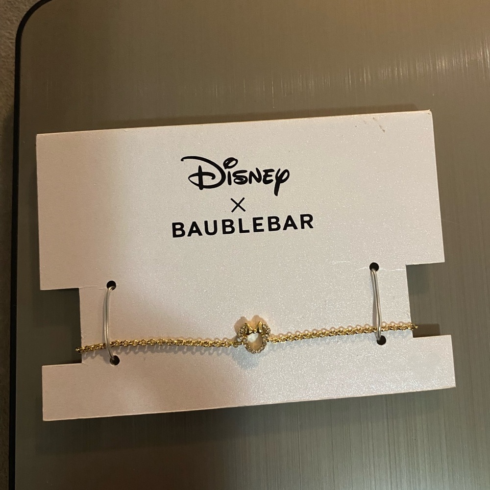 Disney Bracelet with Minnie Mouse Charm